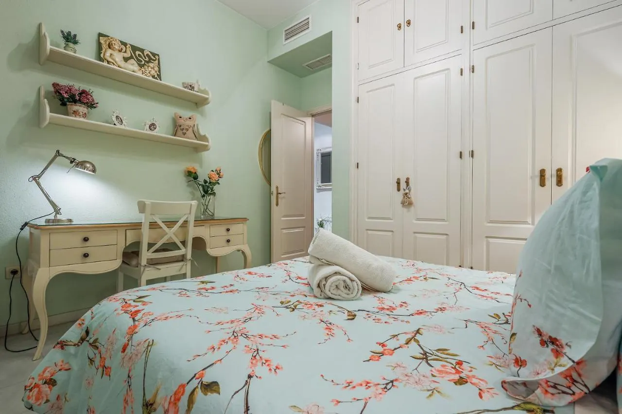 Apartment Chic&Luminoso-Wifiac/Elegant Apt In Salvador 2 Br Seville Spain